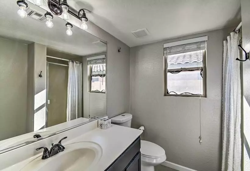 Bright Surprise Home W/ Pool, Near Spring Training