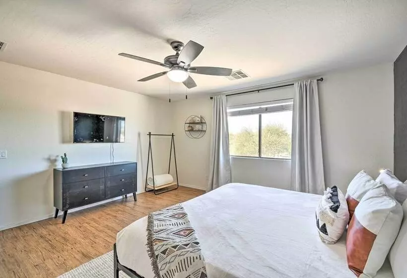 Bright Surprise Home W/ Pool, Near Spring Training