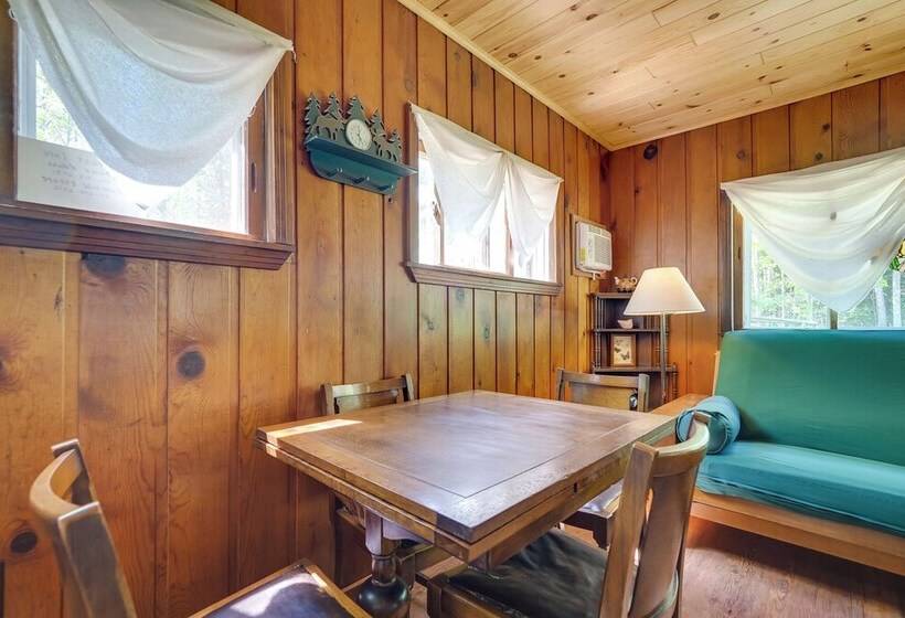 Charlevoix Cabin W/ Patio & Grill Steps To Lake!