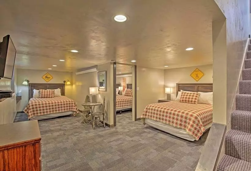 Charming Home 1 Mi To Yellowstone National Park!