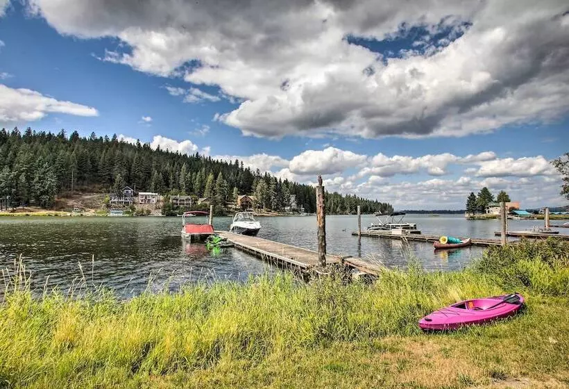 Cozy Pet Friendly Coeur D Alene Lake Cottage!