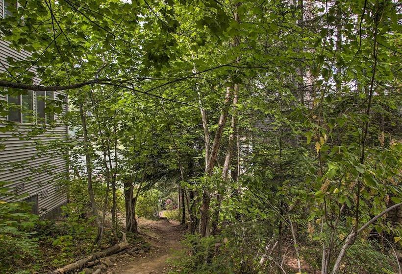 Cozy Pet Friendly Coeur D Alene Lake Cottage!