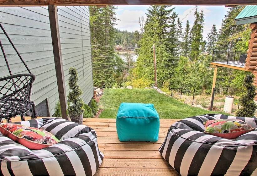 Cozy Pet Friendly Coeur D Alene Lake Cottage!