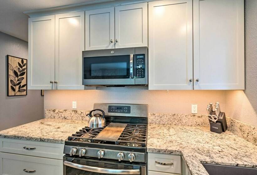 Dog Friendly Arnold Home, 2 Mi To Lake!