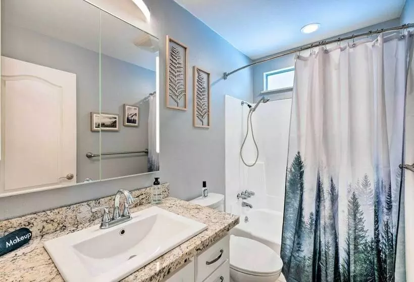 Dog Friendly Arnold Home, 2 Mi To Lake!