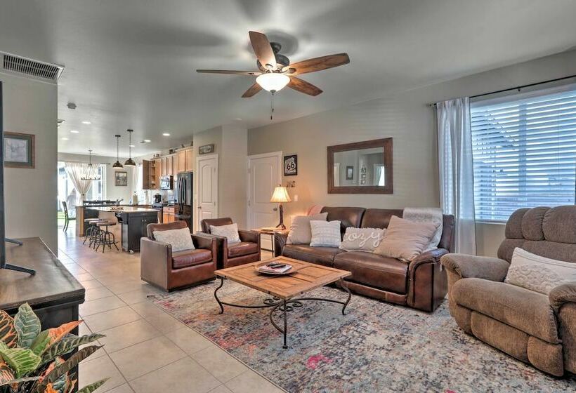 Flagstaff Family Hideaway W/ Guest House!