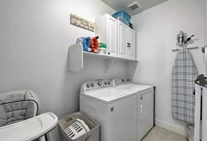 Flagstaff Family Hideaway W/ Guest House!