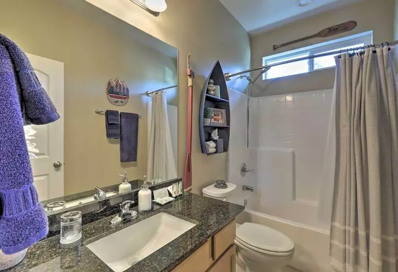 Flagstaff Family Hideaway W/ Guest House!