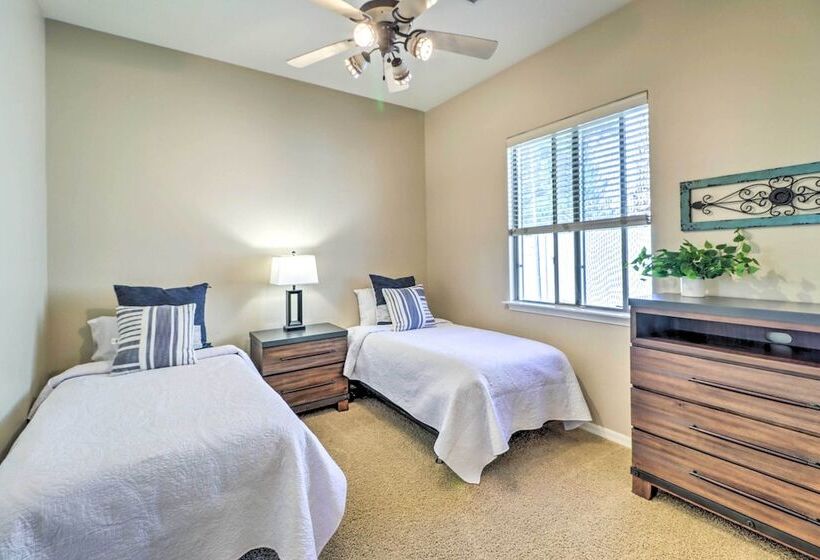 Pool & Putting Green: Goodyear Home On Golf Course