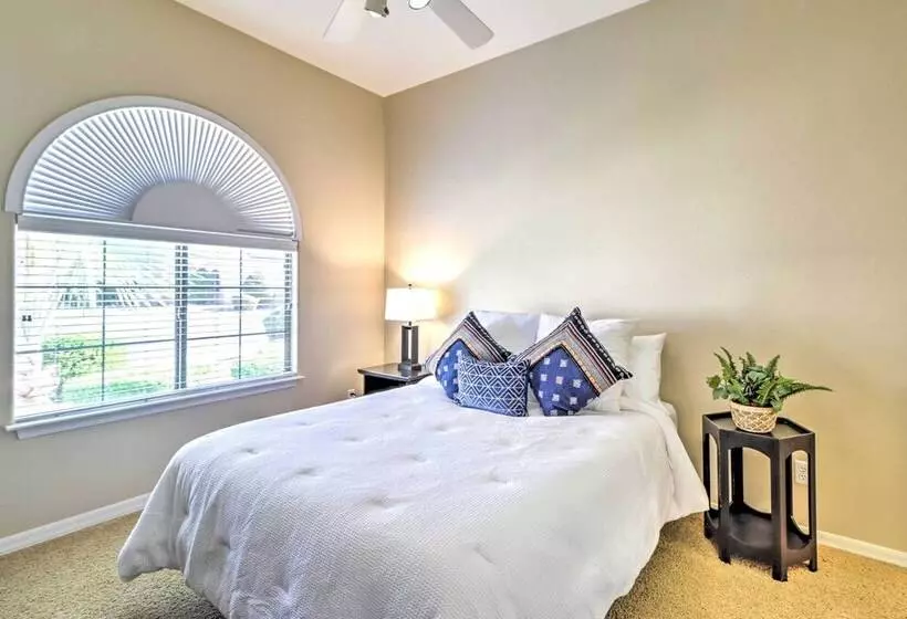 Pool & Putting Green: Goodyear Home On Golf Course