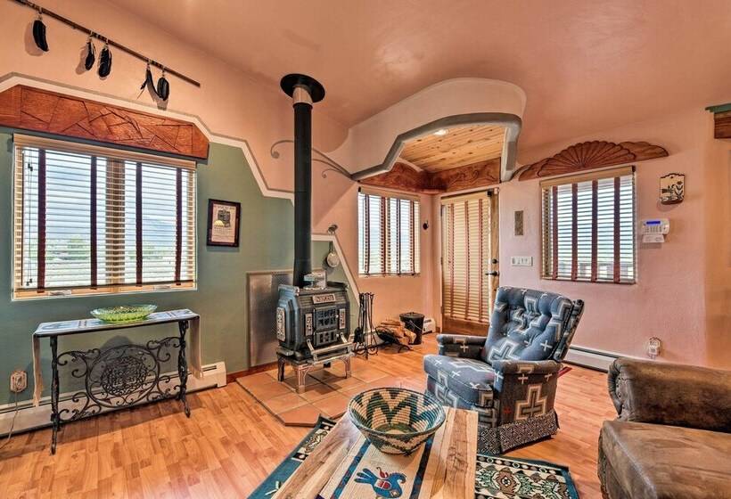 House On 1 1/2 Acres   30 Mins To Taos Ski Valley!