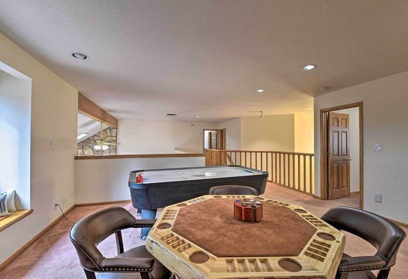 Spacious Home W/ Game Room, 5 Mi To Dtwn Flagstaff