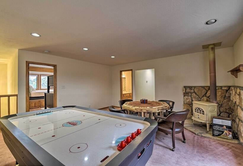 Spacious Home W/ Game Room, 5 Mi To Dtwn Flagstaff