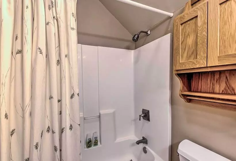 Spacious Angel Fire Home W/ Deck & Resort Perks!