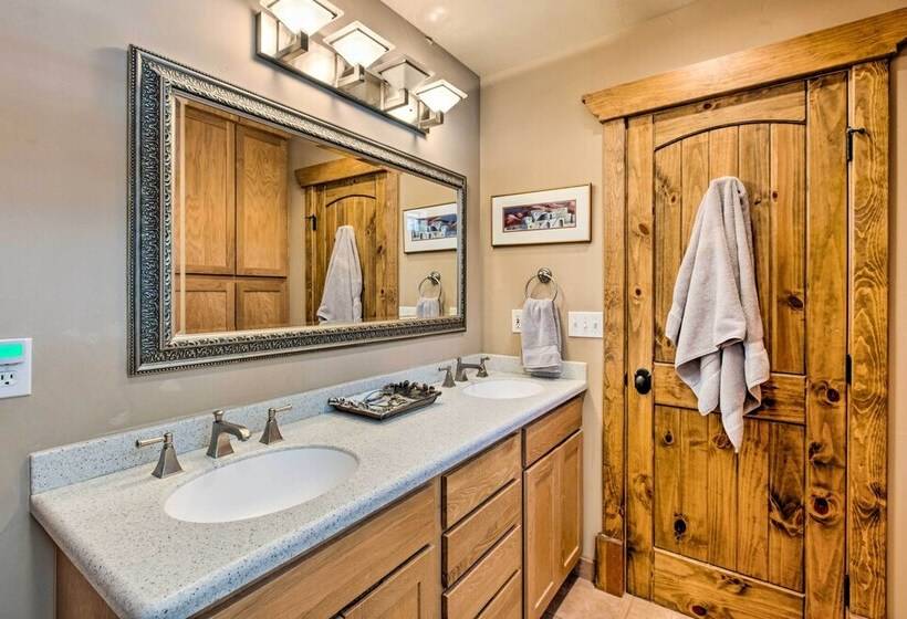 Spacious Angel Fire Home W/ Deck & Resort Perks!