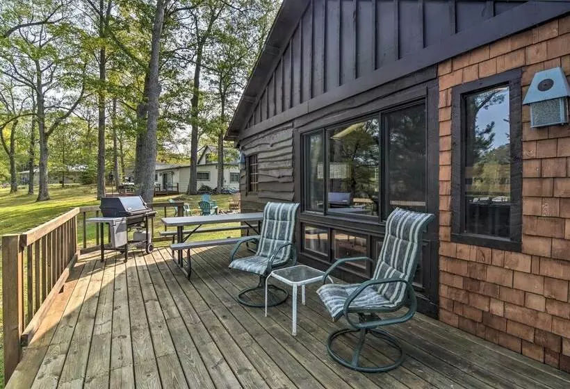 Lake Livin  Cozy Cabin W/ Dock, Tiki Bar, 2 Kayaks