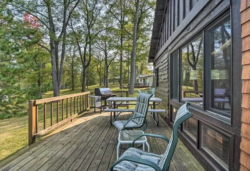 Lake Livin  Cozy Cabin W/ Dock, Tiki Bar, 2 Kayaks