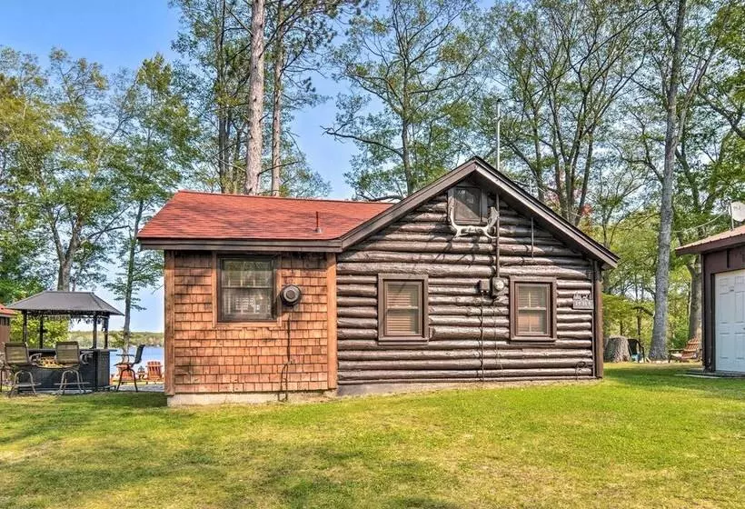 Lake Livin  Cozy Cabin W/ Dock, Tiki Bar, 2 Kayaks
