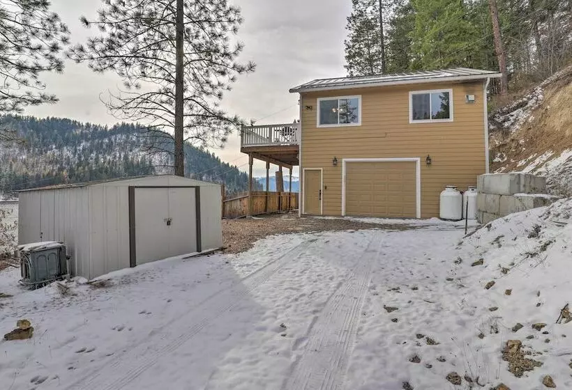 Lake Loon  Hillside  Cottage W/ Private Deck!