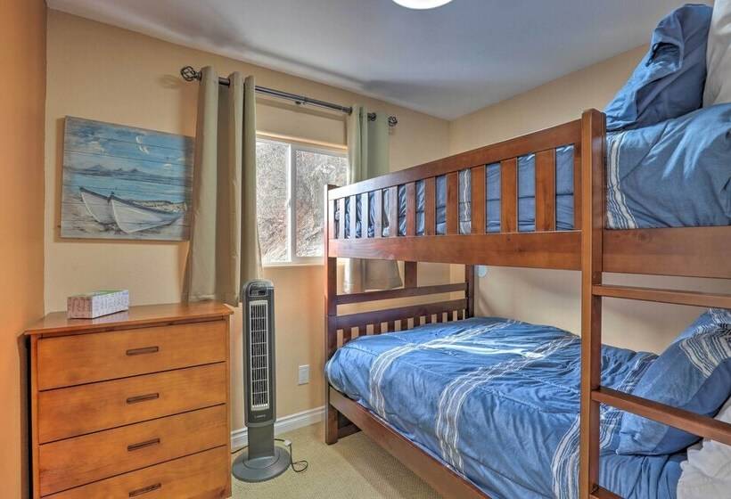 Lake Loon Hillside Cottage W/ Private Deck!