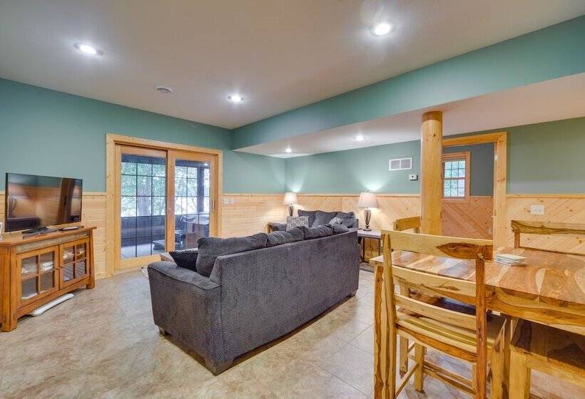 Lakefront Wisconsin Cabin With Boat Dock!