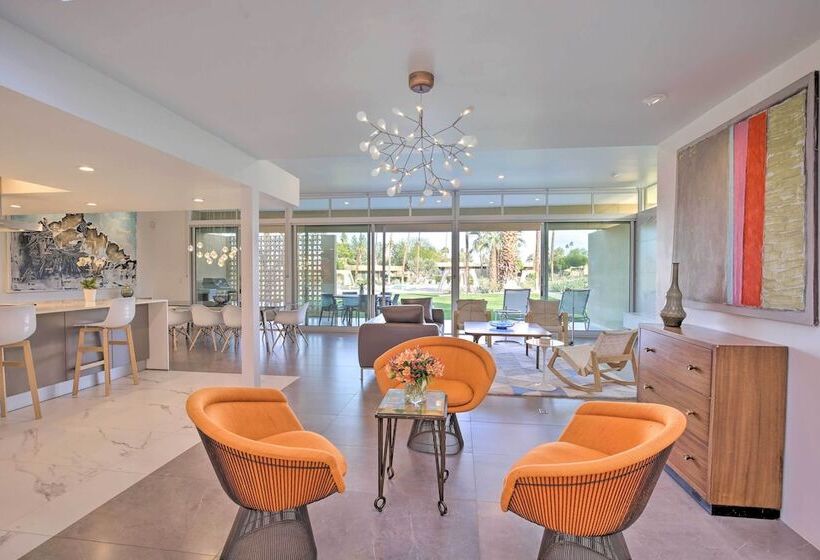 Luxe Palm Desert Home: Patio, Grill & Mtn Views!