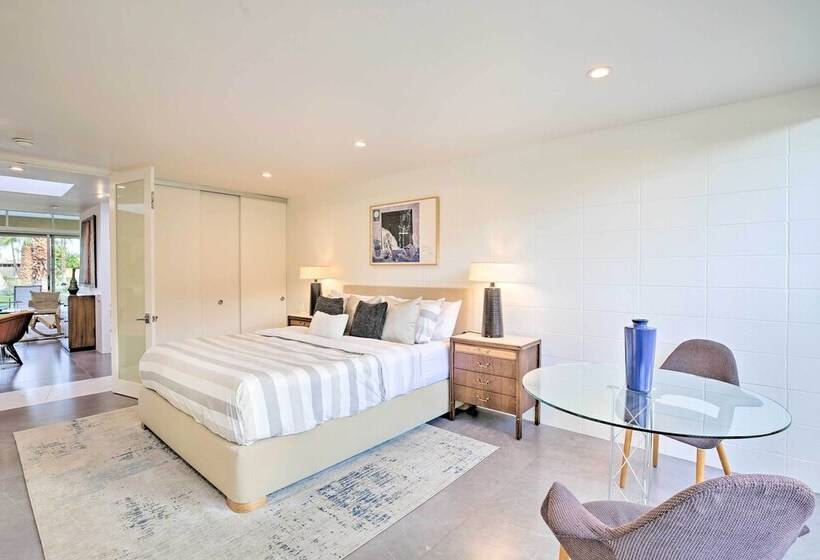 Luxe Palm Desert Home: Patio, Grill & Mtn Views!