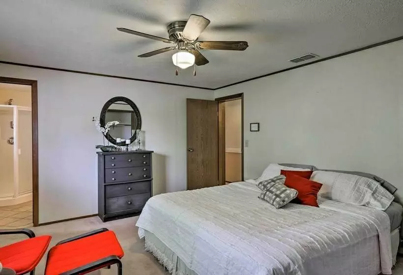 Page Home W/ Deck & Yard: Walk To Rim View Trail