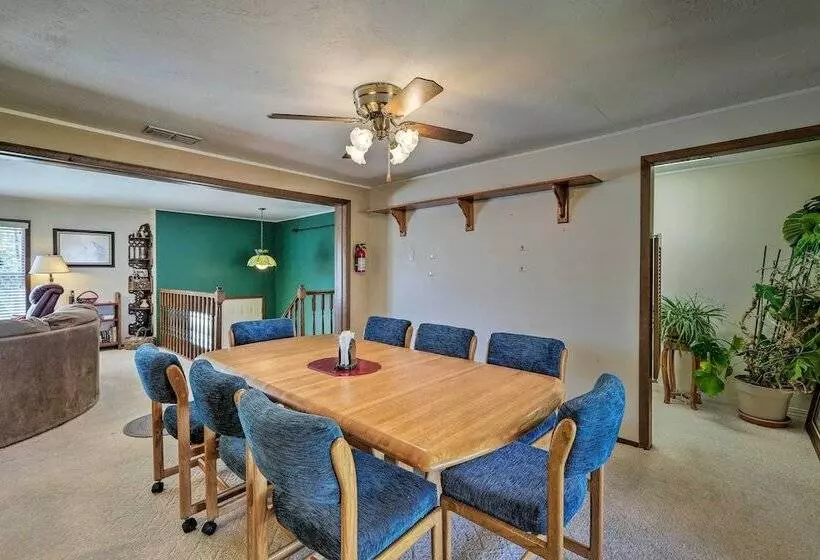 Page Home W/ Deck & Yard: Walk To Rim View Trail