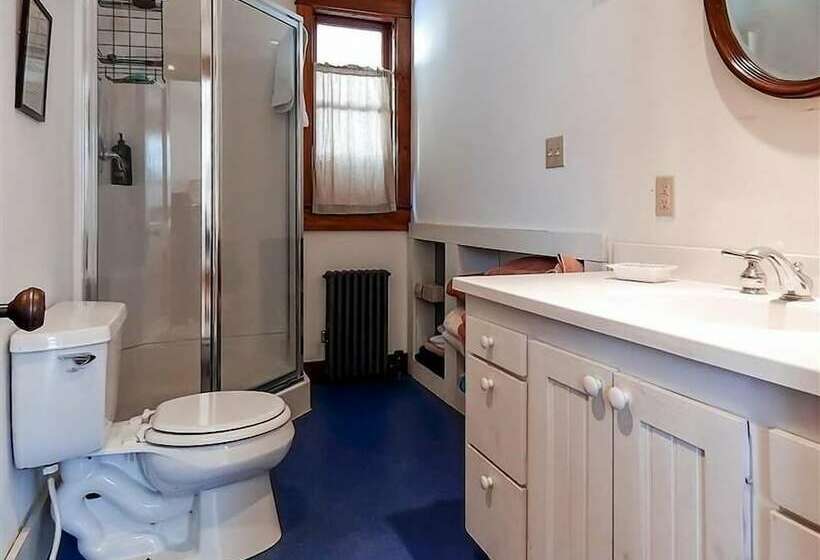 Pastoral Pittsford Home W/ Amazing Mountain Views!