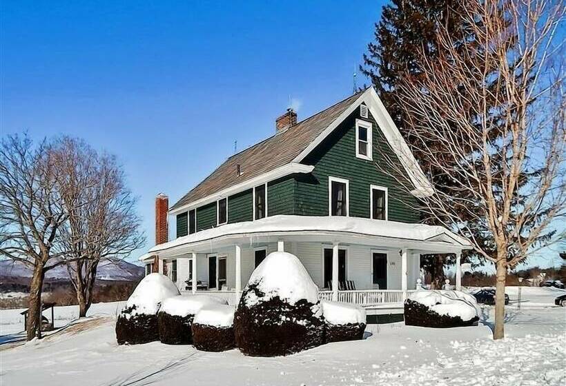 Pastoral Pittsford Home W/ Amazing Mountain Views!