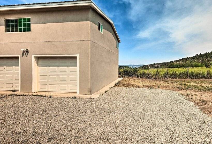 Peaceful Vadito Family Home Near Taos Valley!