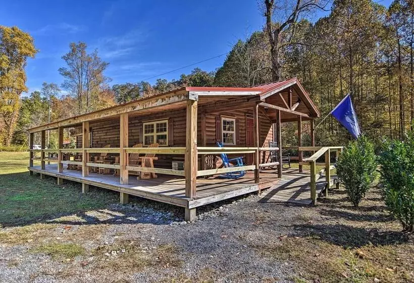 Pet Friendly Cabin W/ Fire Pit & River Access!