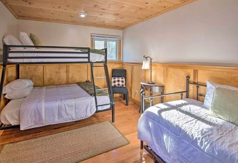 Pet Friendly Gilford Home By Gunstock Ski Mountain