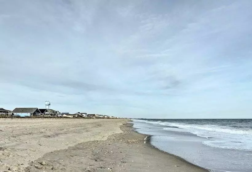 Pet Friendly Second Row House Steps To Beach!