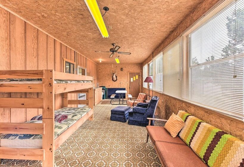 Remote Cabin: 3 Miles To Mt Princeton Hot Springs!