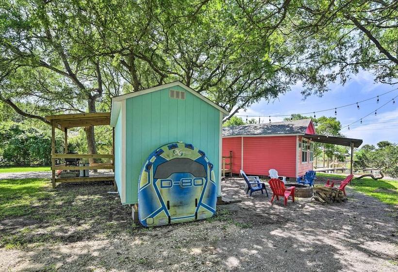 Renovated Sargent Cabin W/ Furnished Deck & Dock!