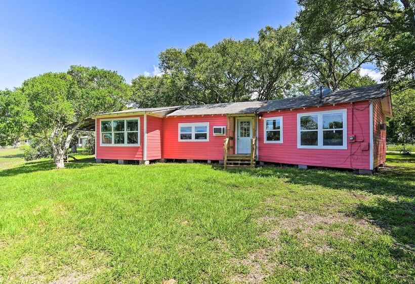 Renovated Sargent Cabin W/ Furnished Deck & Dock!