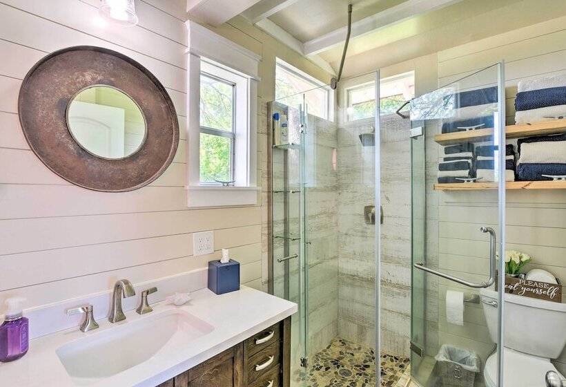 Renovated Sargent Cabin W/ Furnished Deck & Dock!