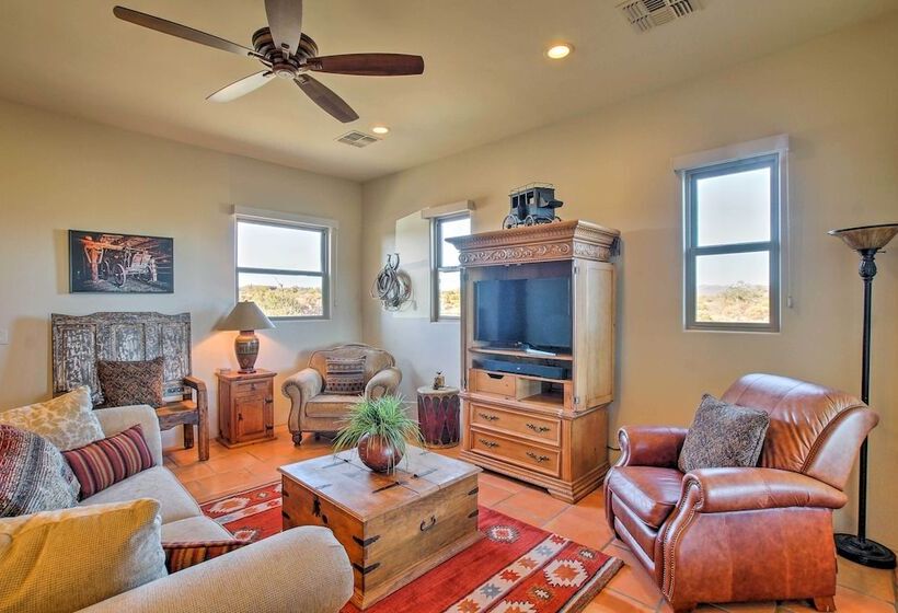 Rio Verde Home W/ Mtn Views Near Golf & Hikes!