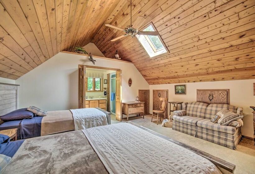 Riverfront Oconto Cabin W/ Fire Pit & Yard!