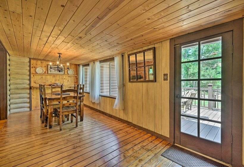 Rustic Munds Park Cabin W/ Nat L Forest Views