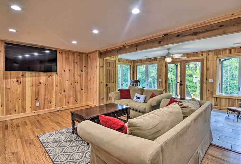 Rustic Sunset Escape On 67 Acres: Outdoor Kitchen