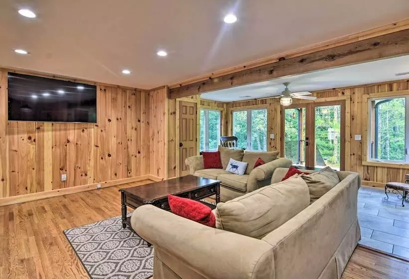 Rustic Sunset Escape On 67 Acres: Outdoor Kitchen