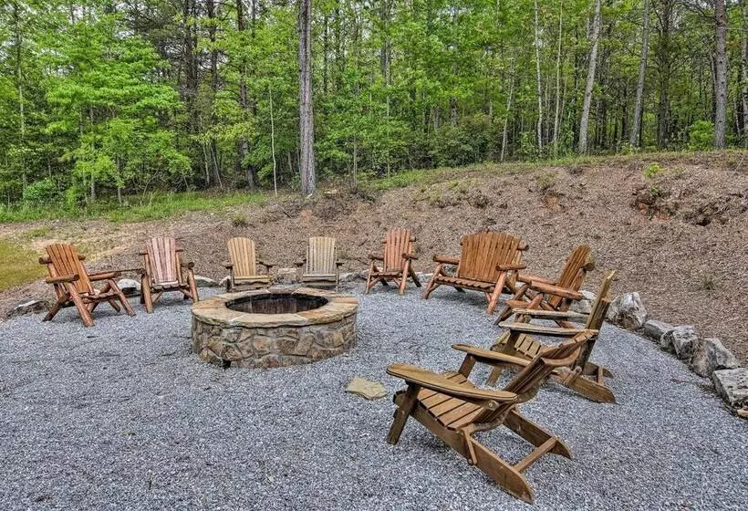 Rustic Sunset Escape On 67 Acres: Outdoor Kitchen