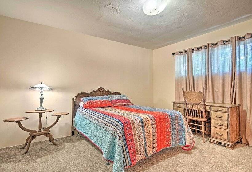 Scenic Kernville Home Walk To Downtown & River!