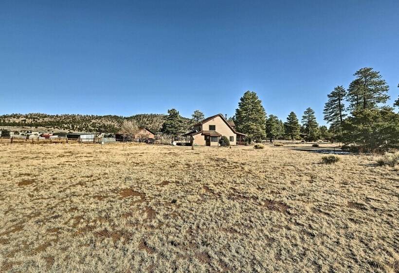 Family Home In Flagstaff W/ Surrounding Mtn Views!