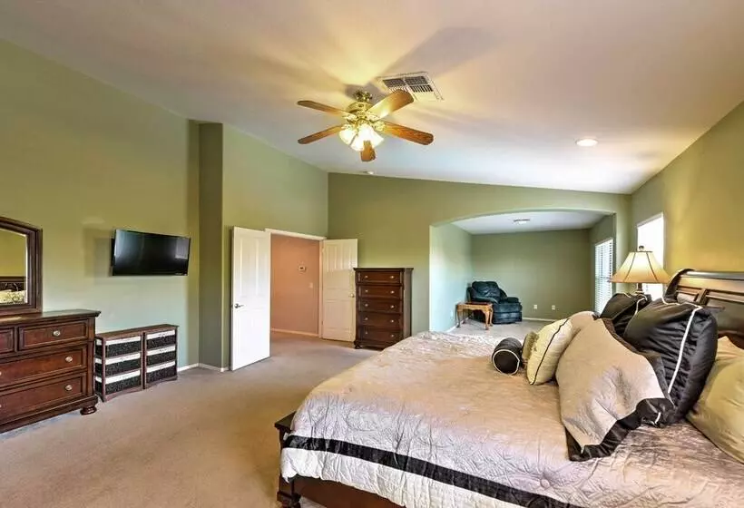 Spacious Litchfield Park Home W/ Yard, Heated Pool