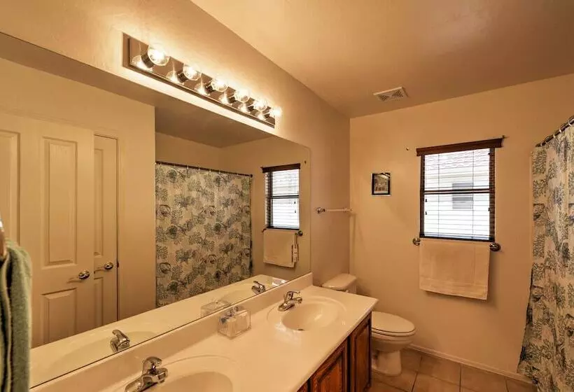 Spacious Litchfield Park Home W/ Yard, Heated Pool