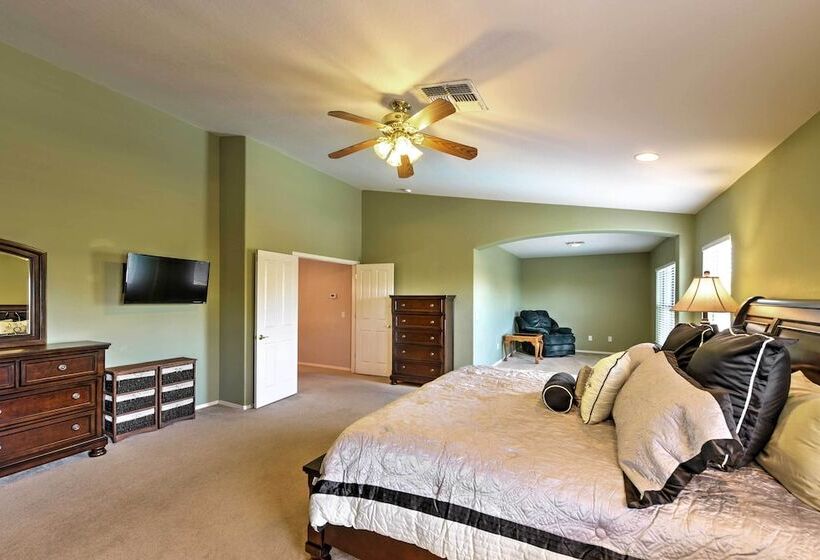 Spacious Litchfield Park Home W/ Yard, Heated Pool